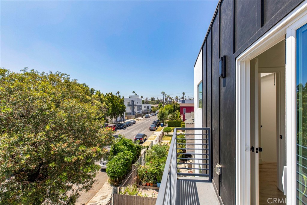 1843 West 20th Street Los Angeles, CA 90007 - Photo 35 of 38