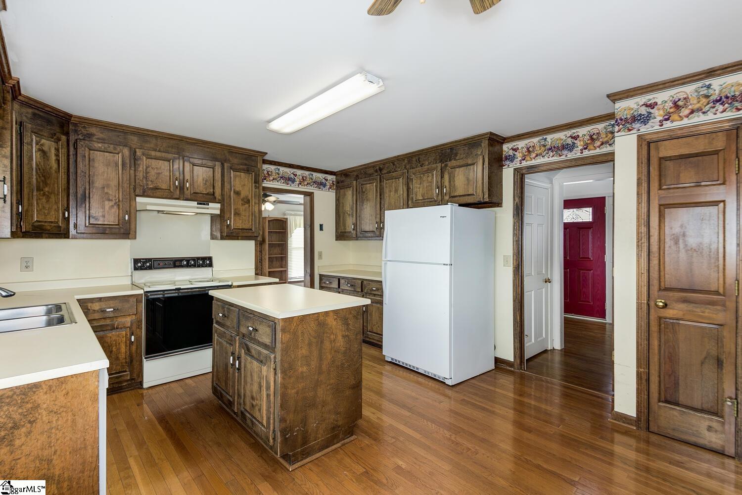 3 Pike Street Simpsonville, SC 29681 - Photo 7 of 34 Gallery Image 7