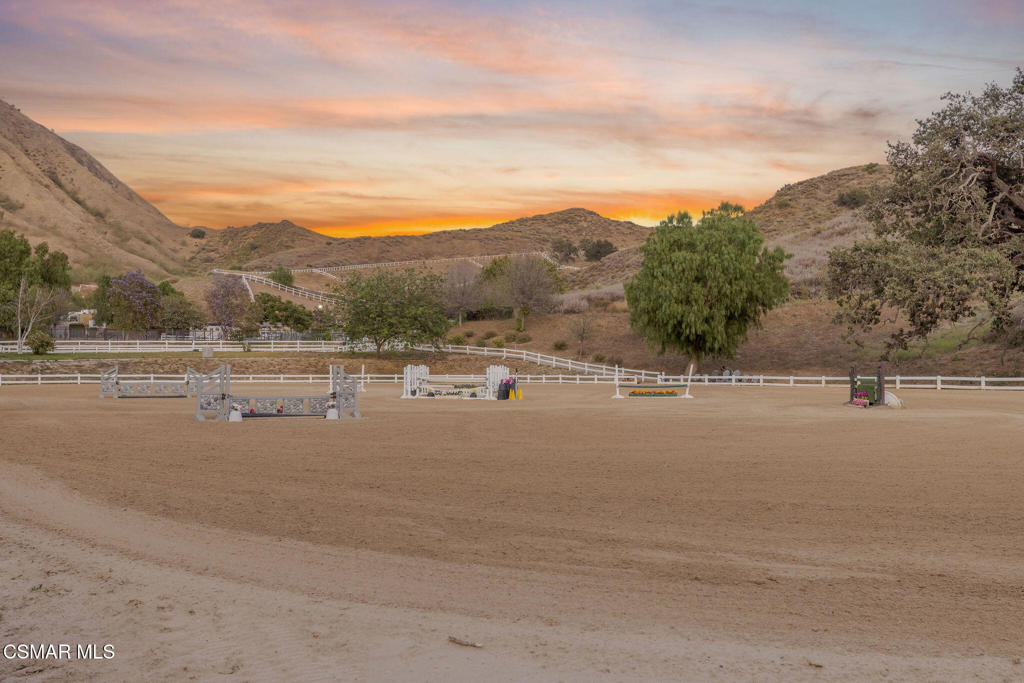 4860 Tapo Canyon Road Simi Valley, CA 93063 - Photo 37 of 44 Gallery Image 37