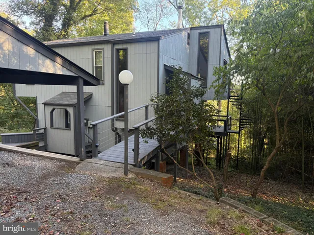 $499,900 | 13825 Piscataway Drive, Fort Washington, MD 20744