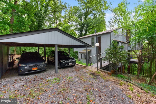 $499,900 | 13825 Piscataway Drive, Fort Washington, MD 20744