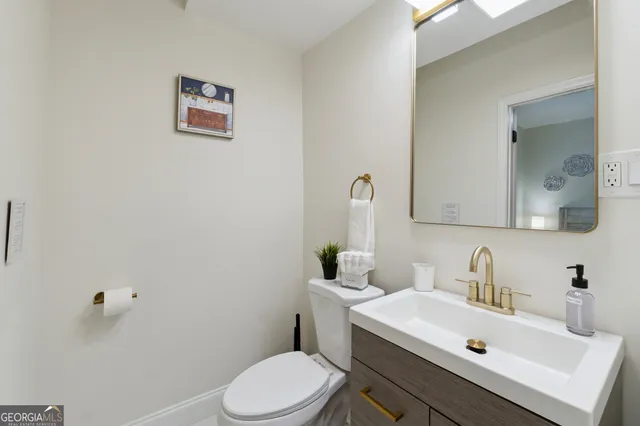 $5,500 | 2139 Cedarbrook Court Southeast, Atlanta, GA 30316