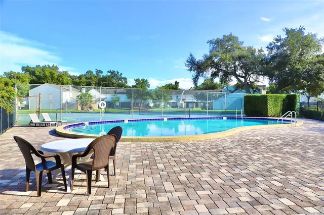 $2,200 | 1848 Mill Run Circle, Tampa, FL 33613