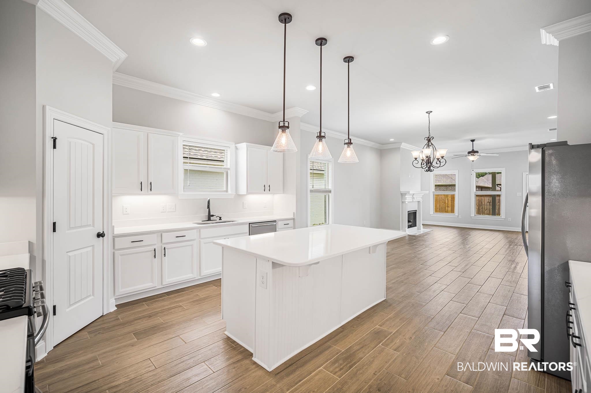 1521 Fenton Circle Foley, AL 36535 - Photo 5 of 24 Gallery Image 5