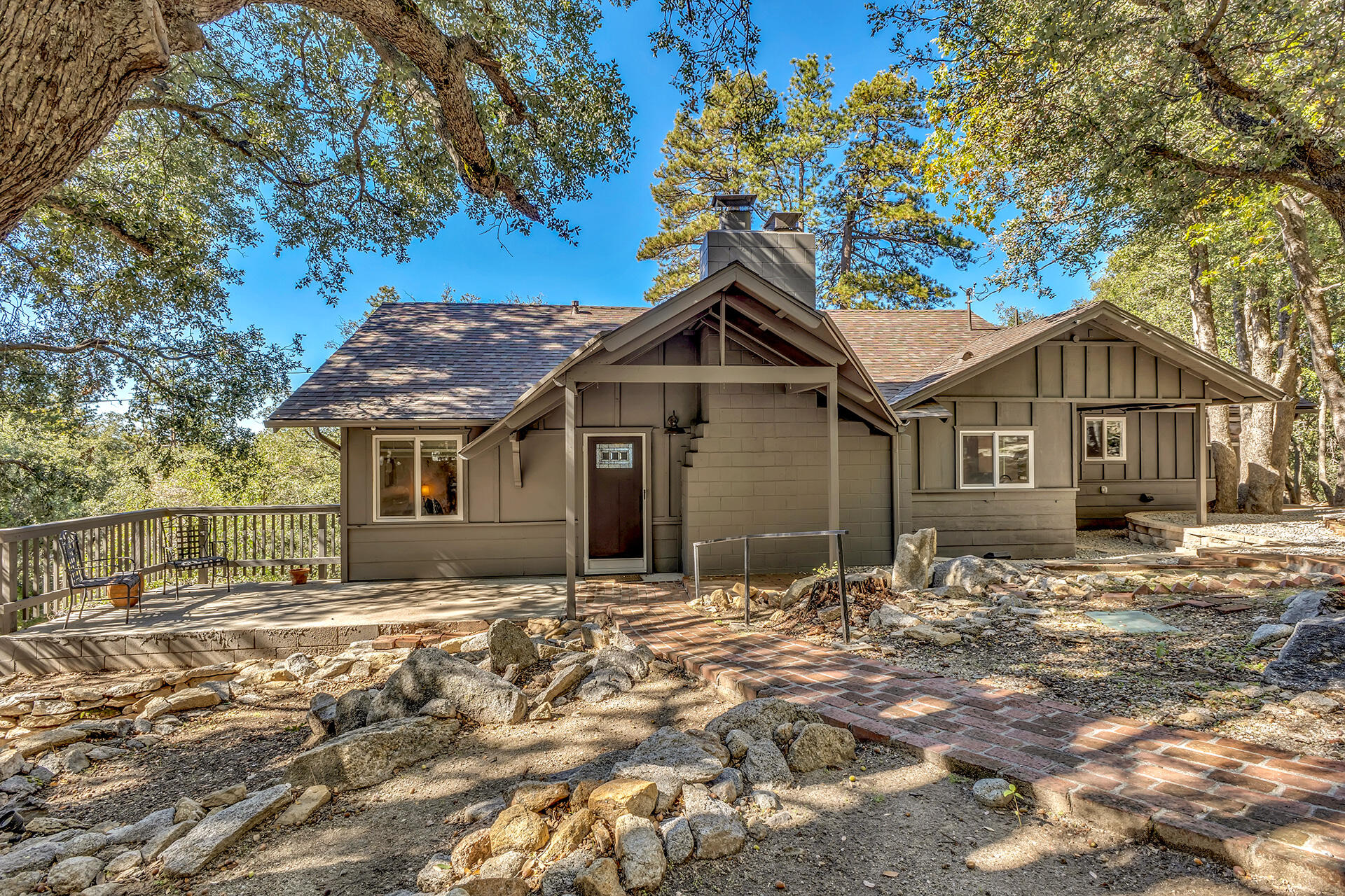 52300 Sylvan Way Idyllwild, CA 92549 - Photo 81 of 88 a front view of a house with a yard