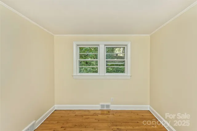 $449,900 | 54 Hampden Road, Asheville, NC 28805