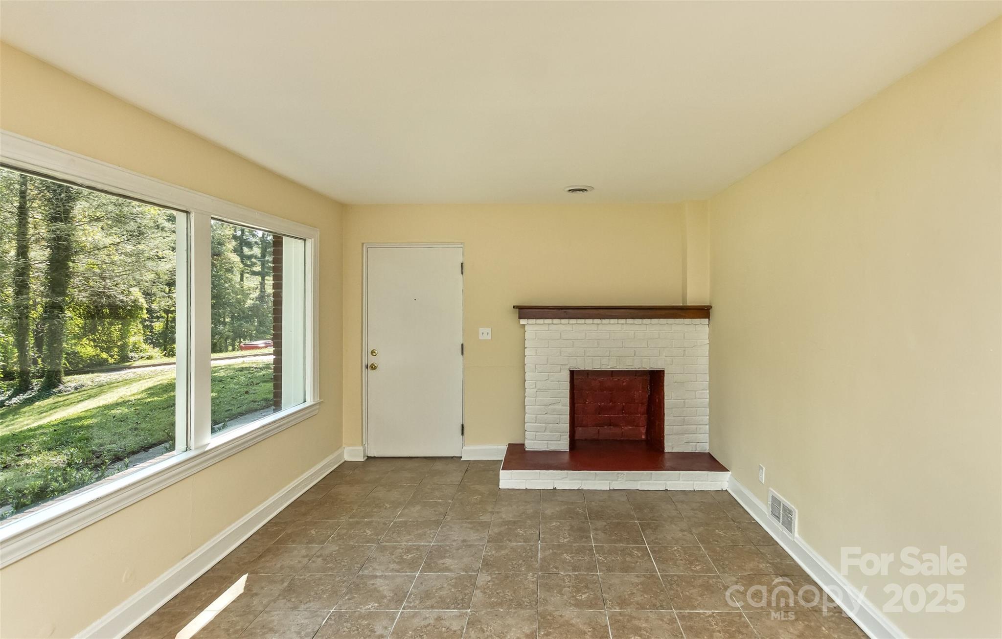 54 Hampden Road Asheville, NC 28805 - Photo 21 of 36