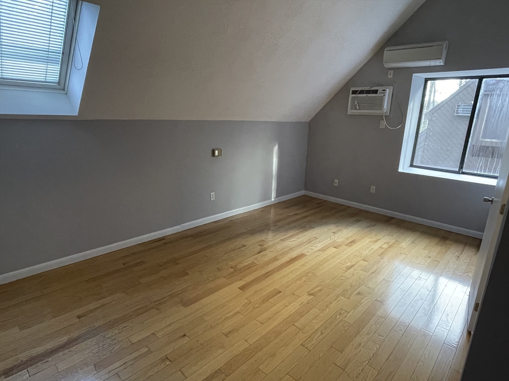 12 Victoria Drive, Unit 12 Merrimack, NH 03054 - Photo 16 of 33