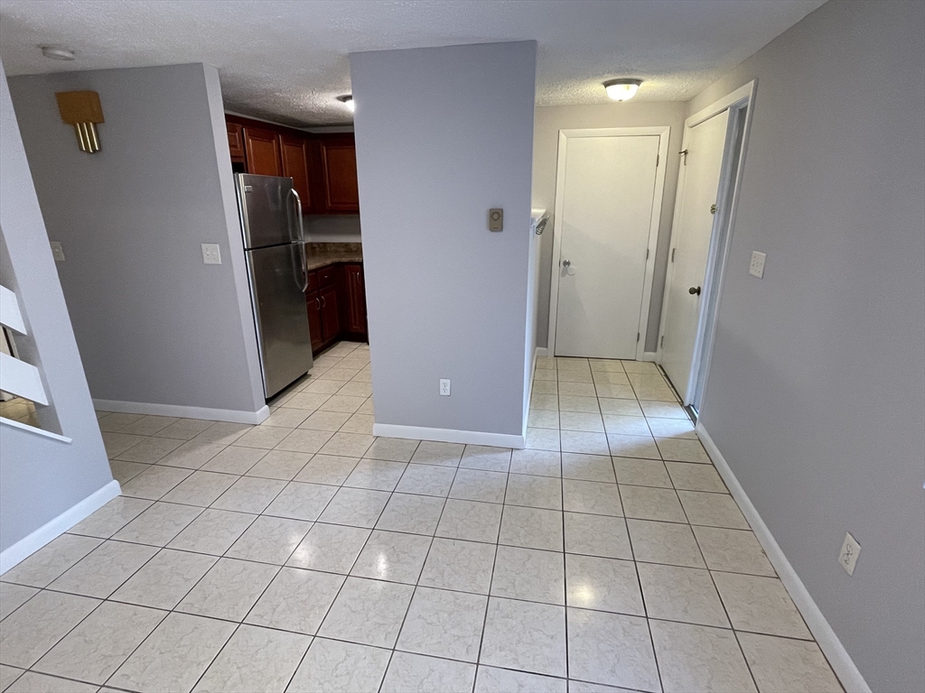 12 Victoria Drive, Unit 12 Merrimack, NH 03054 - Photo 2 of 33