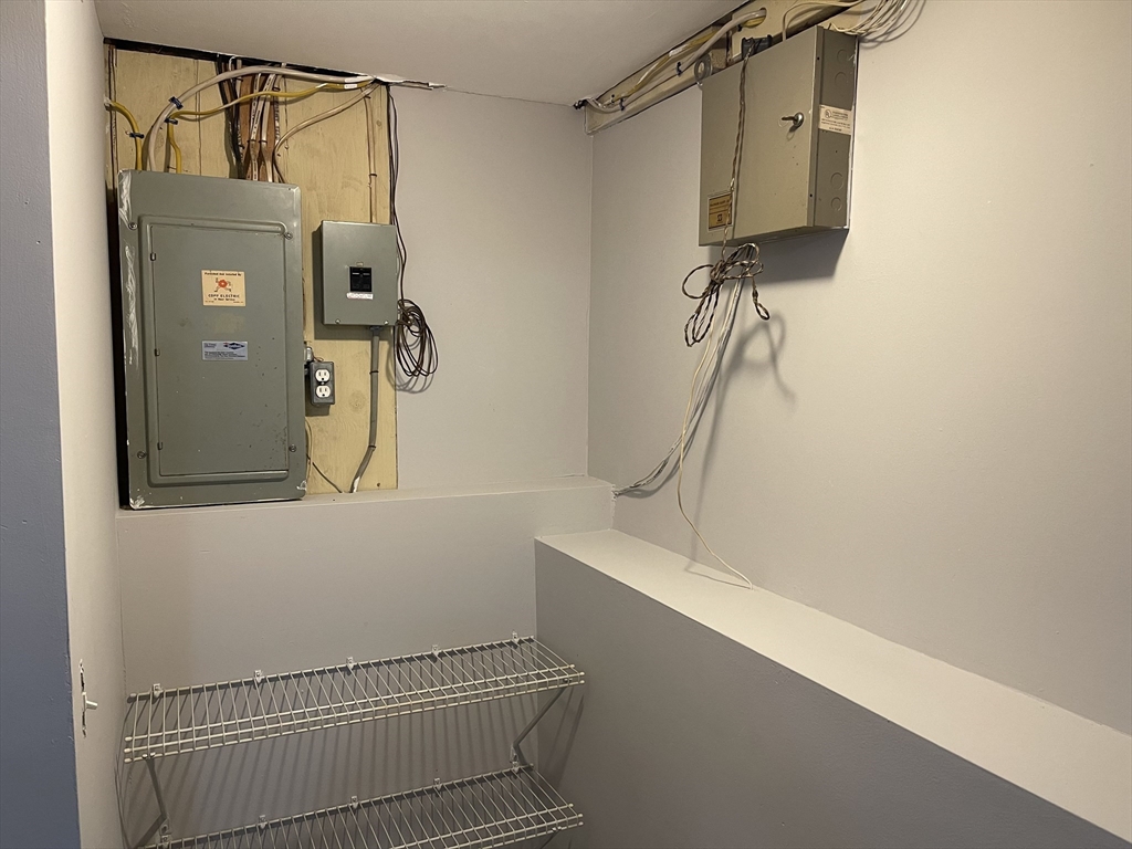 12 Victoria Drive, Unit 12 Merrimack, NH 03054 - Photo 23 of 33