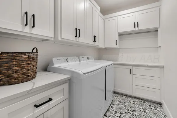 a view of livingroom with furniture and window