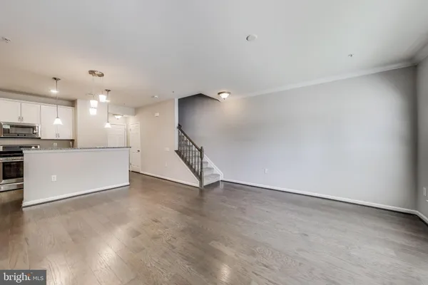 $3,200 | 645 Diamondback Drive, Gaithersburg, MD 20878