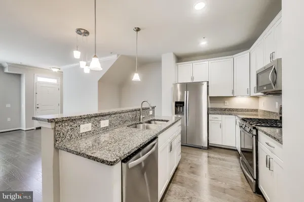 $3,200 | 645 Diamondback Drive, Gaithersburg, MD 20878