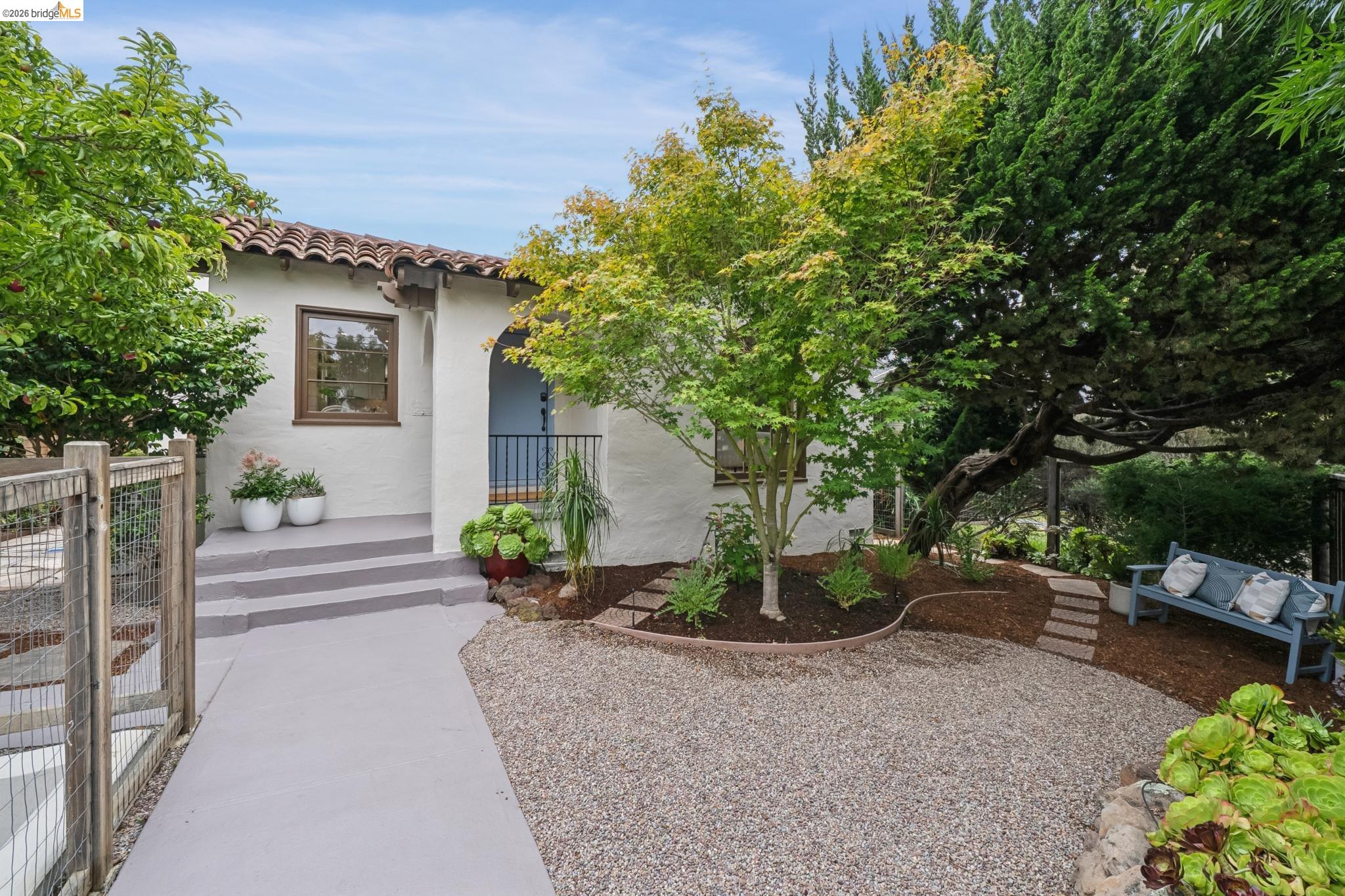 1246 Hopkins Street Berkeley, CA 94702 - Photo 4 of 68