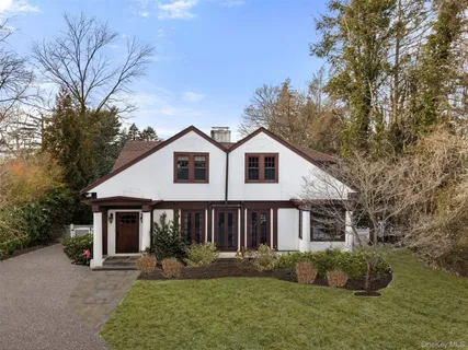 $2,395,000 | 1 Elmdorf Drive, Scarsdale, NY 10583