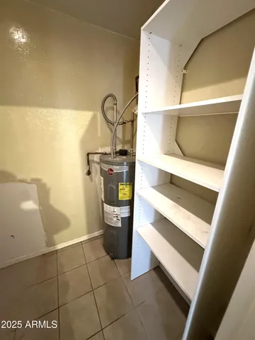 a view of utility room