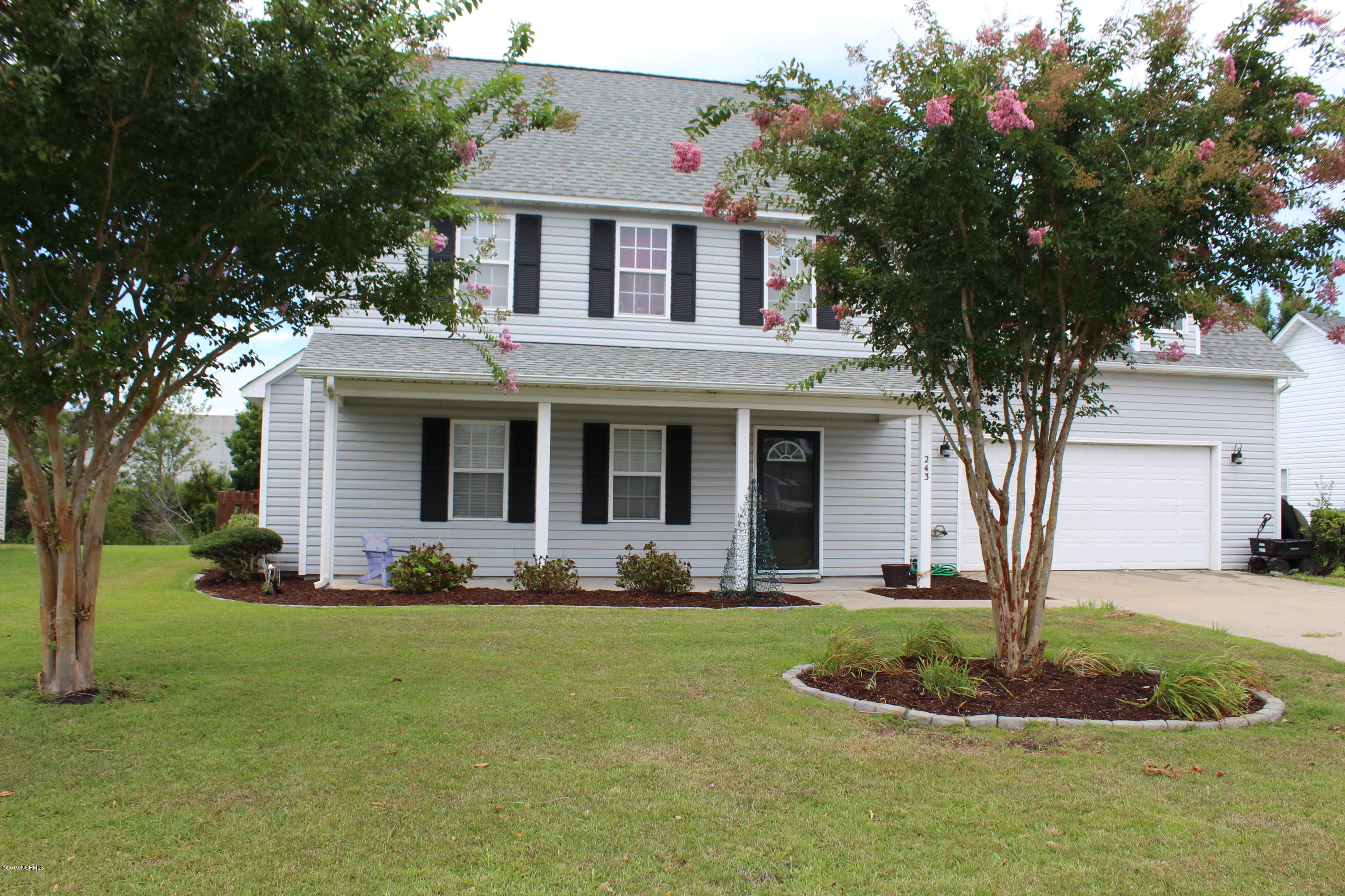 243 Rutledge Avenue Beaufort, NC 28516 - Photo 3 of 46 IMG_1234