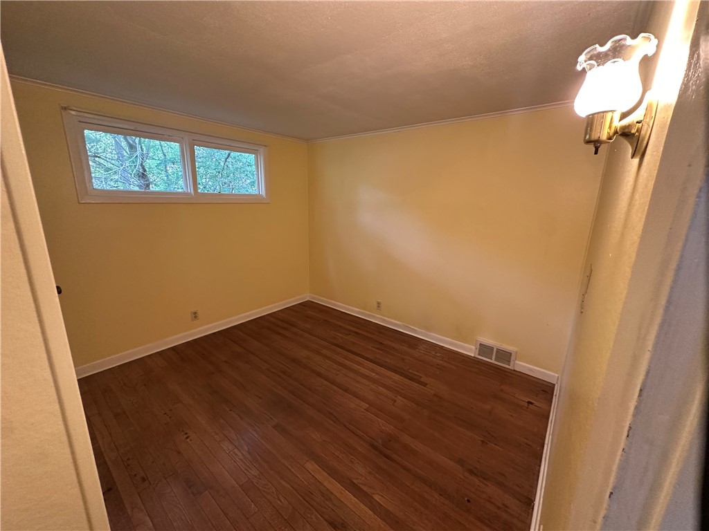 12 East Stuart Street Westerly, RI 02891 - Photo 19 of 39