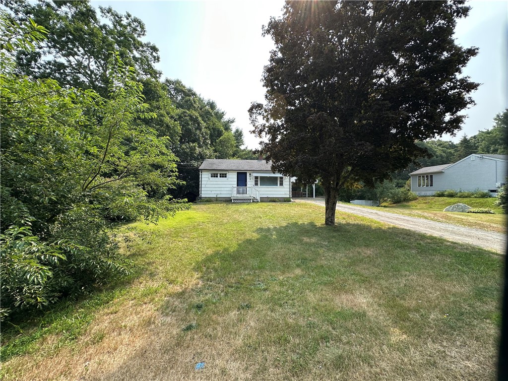 12 East Stuart Street Westerly, RI 02891 - Photo 5 of 39