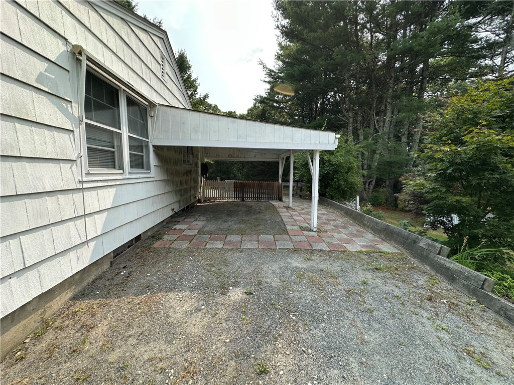 12 East Stuart Street Westerly, RI 02891 - Photo 8 of 39