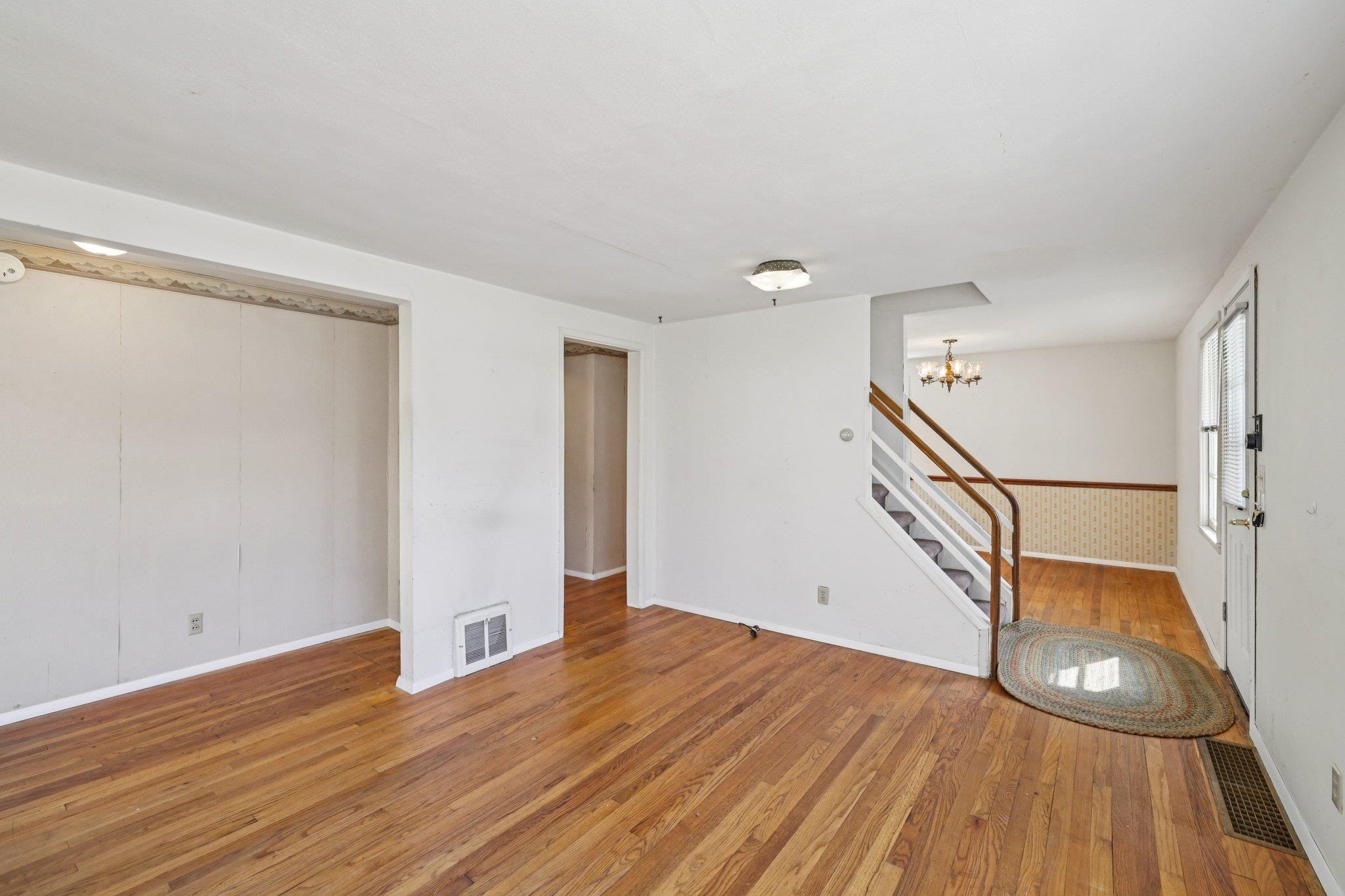 3902 Winnemac Avenue Madison, WI 53711 - Photo 5 of 39