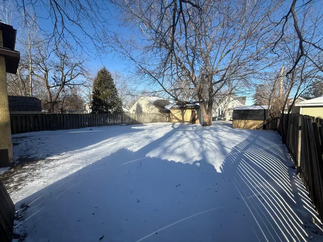 $169,900 | 417 Becker Avenue Southeast, Willmar, MN 56201