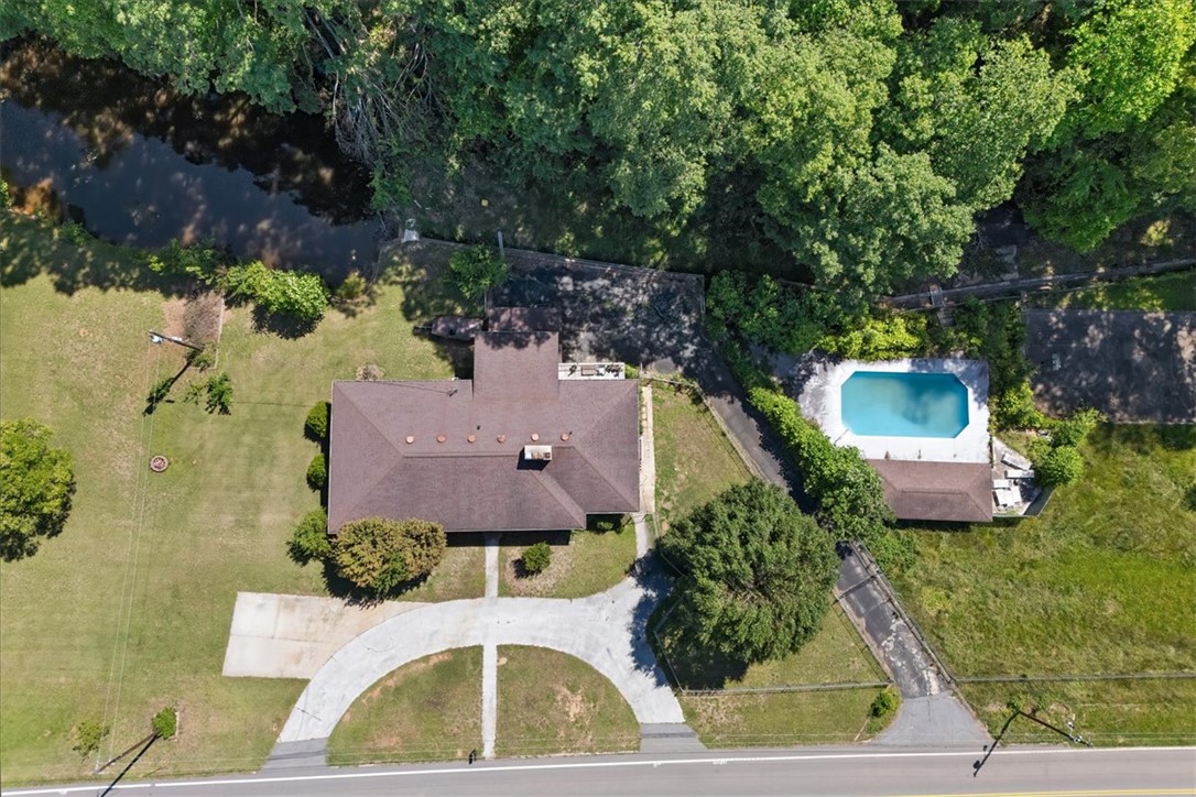 1122 Cox Road Anderson, SC 29621 - Photo 39 of 46 Gallery Image 39