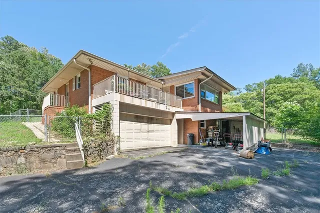 $525,000 | 1122 Cox Road, Anderson, SC 29621