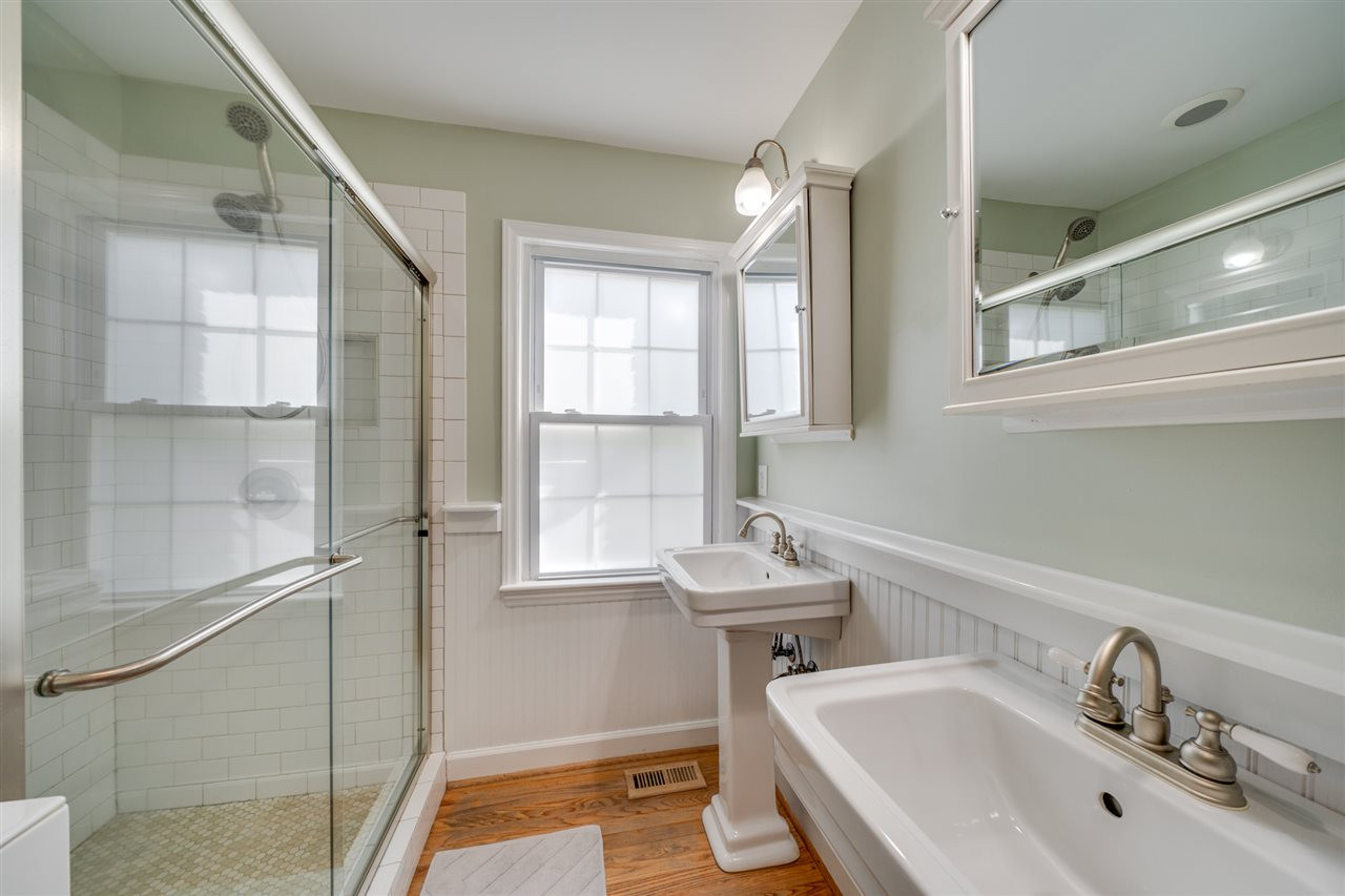 1219 Clifton Street Raleigh, NC 27604 - Photo 15 of 30 Master Bath
