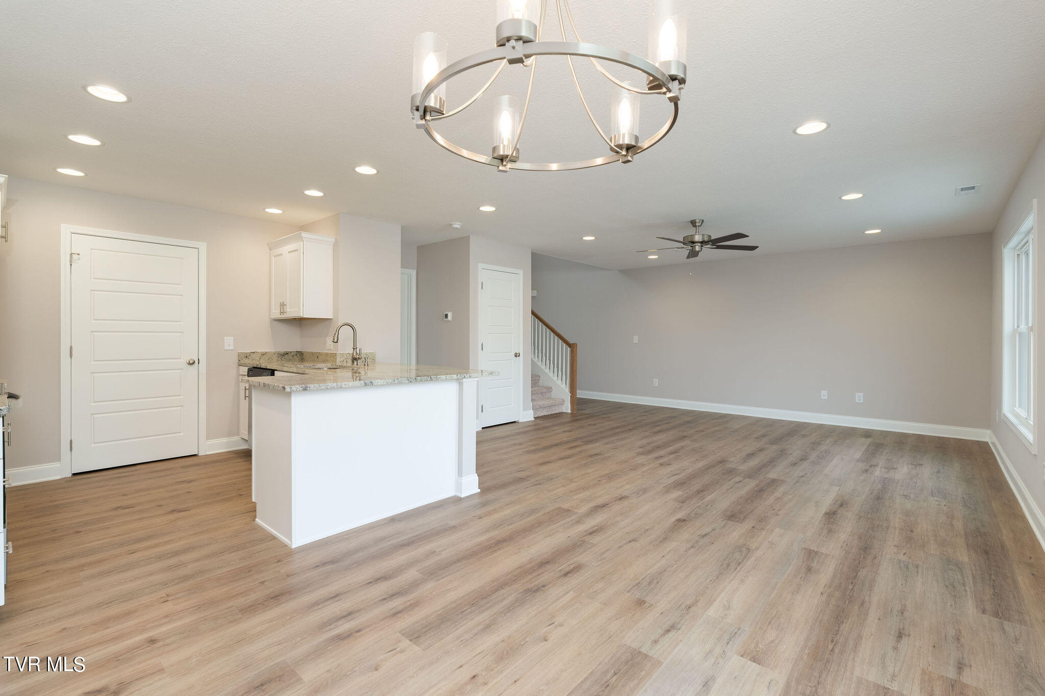 172 Anderson Road Jonesborough, TN 37659 - Photo 8 of 32 DSC01205-Edit
