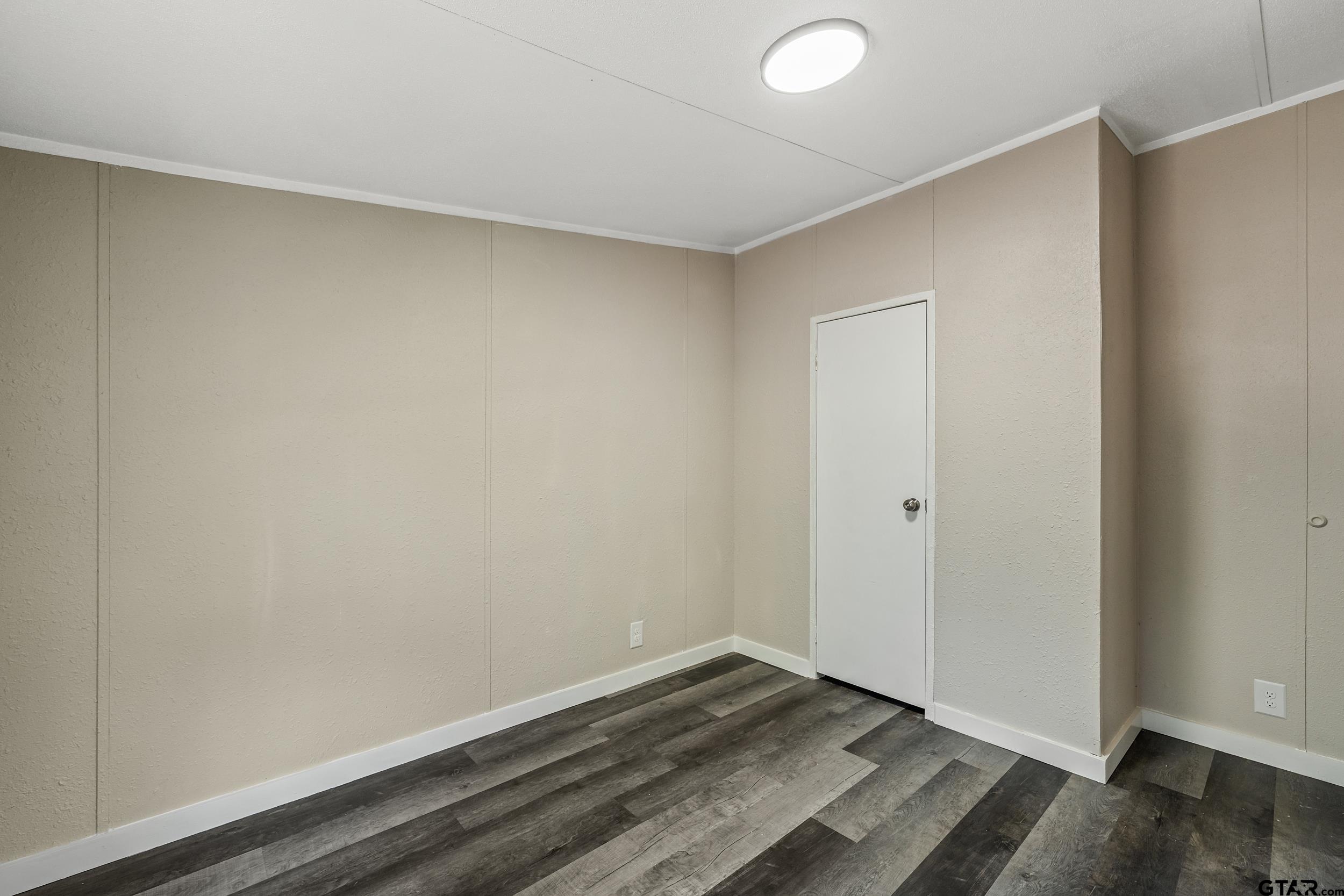 1121 Pecan Ridge Chandler, TX 75758 - Photo 20 of 26 a view of an empty room