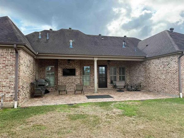 $4,950 | 6470 Claybourn Drive, Beaumont, TX 77706