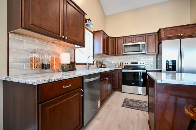 $400,000 | 140 Coulee Way, Wabasha, MN 55981