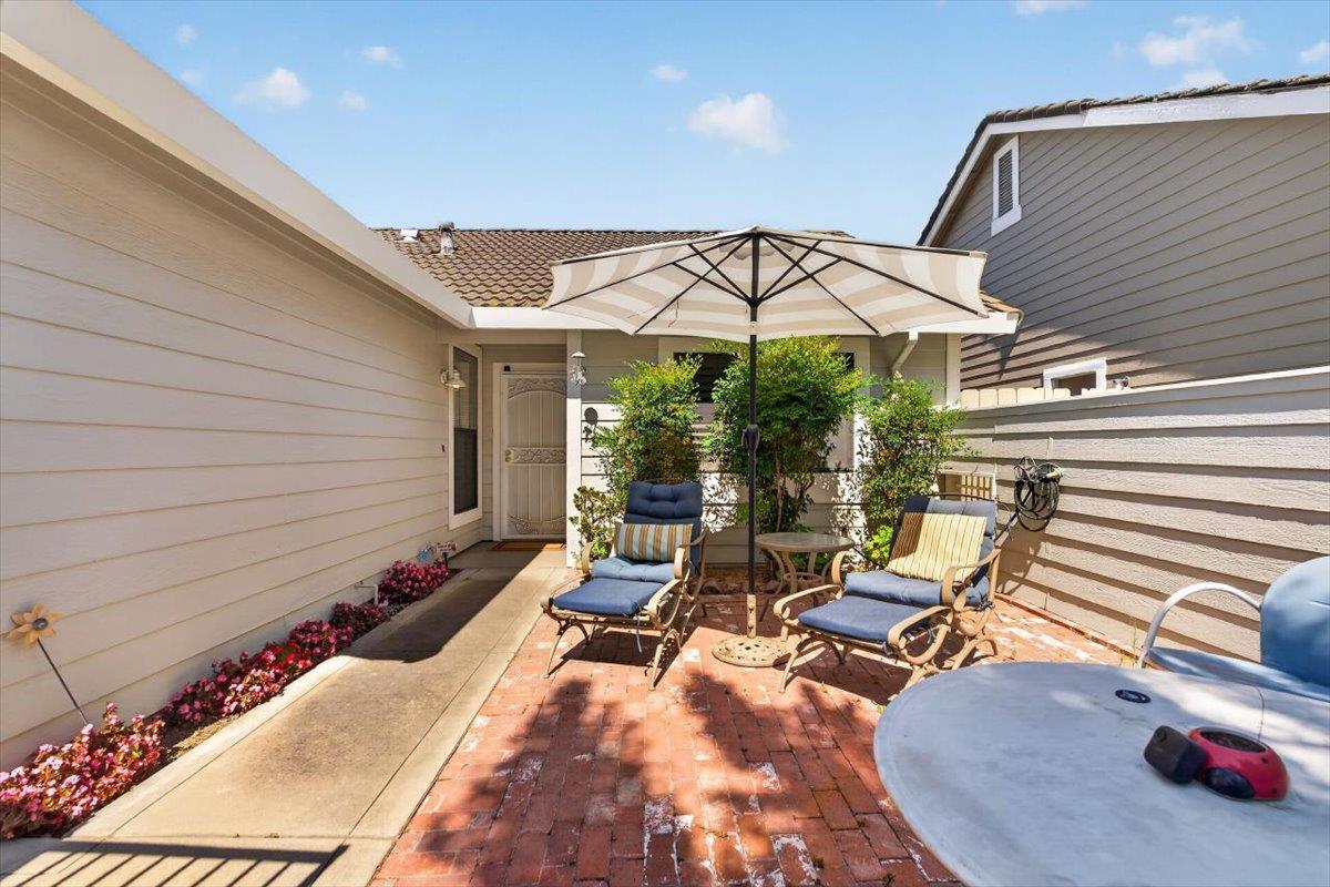 3545 Blackstone Way Modesto, CA 95356 - Photo 4 of 27