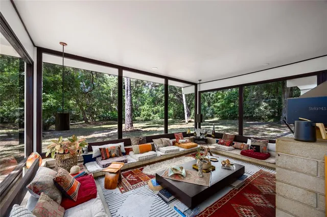 $699,000 | 1820 Southeast 64th Way, Gainesville, FL 32641