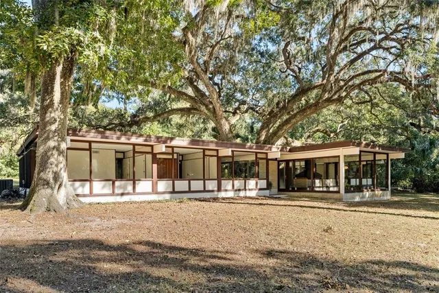 $699,000 | 1820 Southeast 64th Way, Gainesville, FL 32641