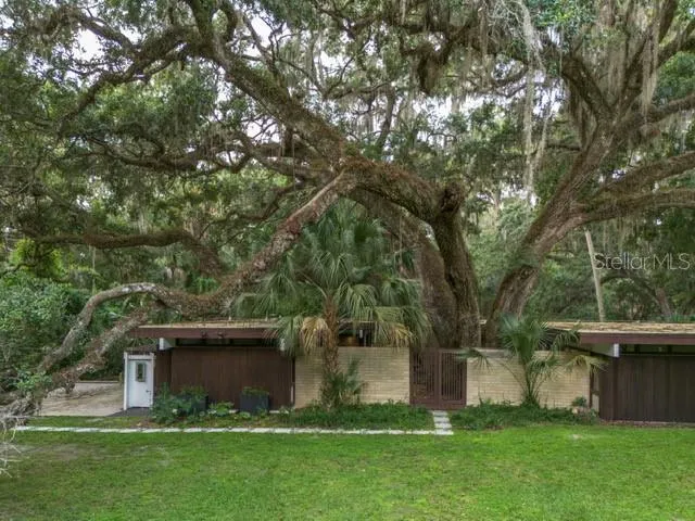 $699,000 | 1820 Southeast 64th Way, Gainesville, FL 32641