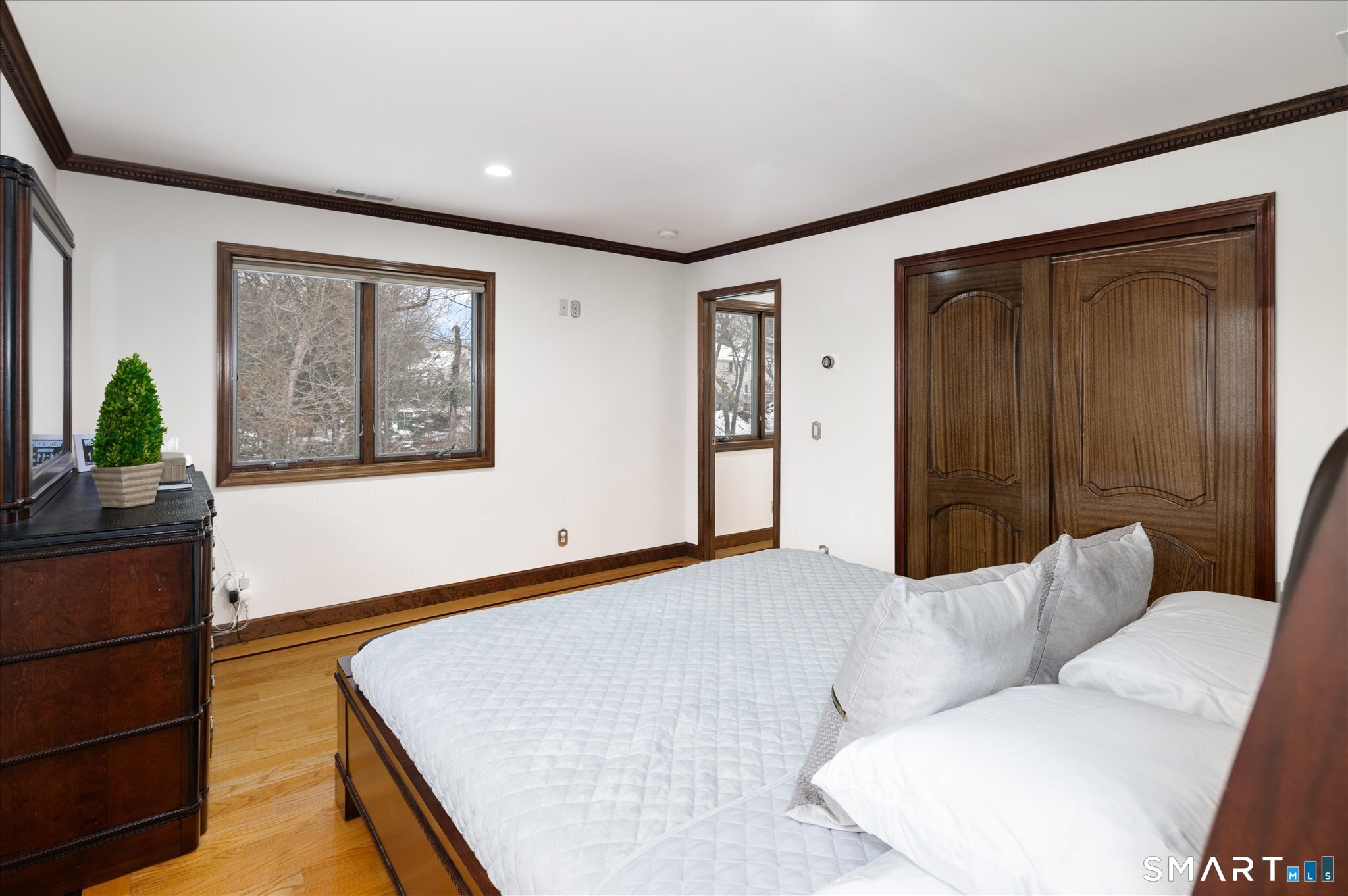 25 Old Road Westport, CT 06880 - Photo 9 of 27