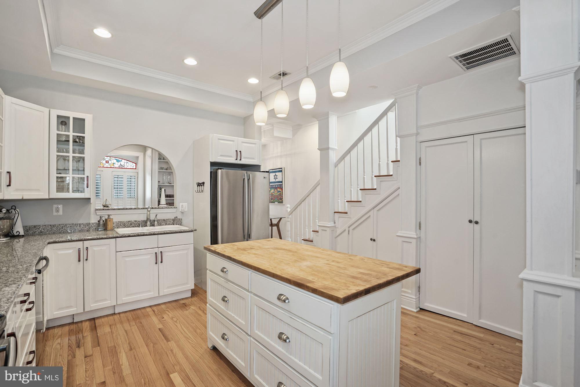65 New York Avenue Northwest Washington, DC 20001 - Photo 5 of 24 Gourmet kitchen