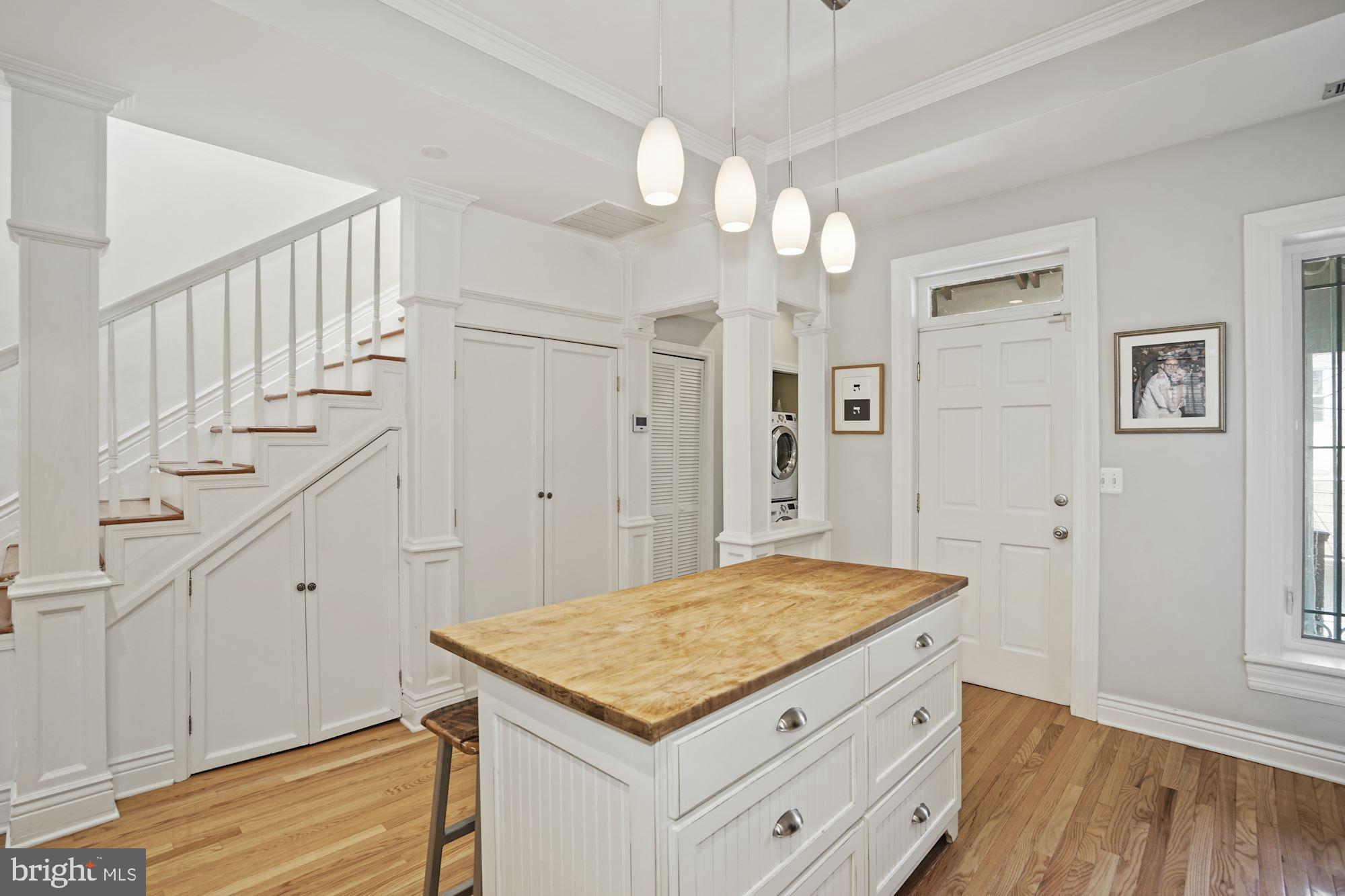 65 New York Avenue Northwest Washington, DC 20001 - Photo 6 of 24 Kitchen island