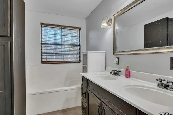 $295,000 | 4985 County Road 409D, Henderson, TX 75654