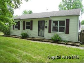 2 Todd Lane Springfield, IL 62702 - Photo 1 of 7 Gallery Image 1