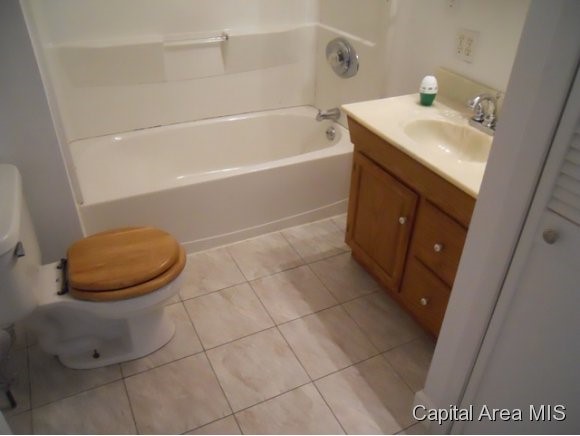 2 Todd Lane Springfield, IL 62702 - Photo 2 of 7 Gallery Image 2