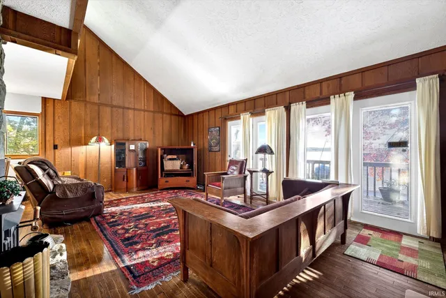 $349,000 | 7759 North Lakeview Drive, Unionville, IN 47468