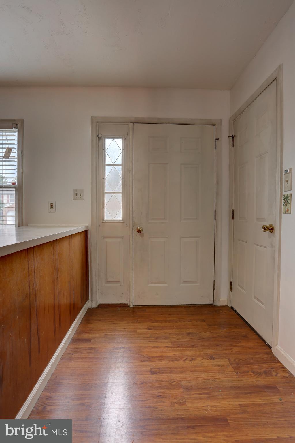 451 Crosswinds Drive Lititz, PA 17543 - Photo 2 of 27