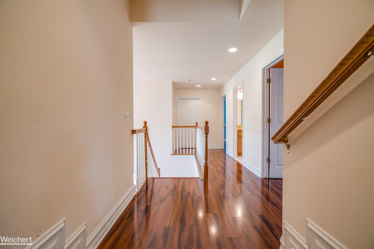 1139 Krista Lane Rochester, MI 48307 - Photo 42 of 59 31338879-41.JPG