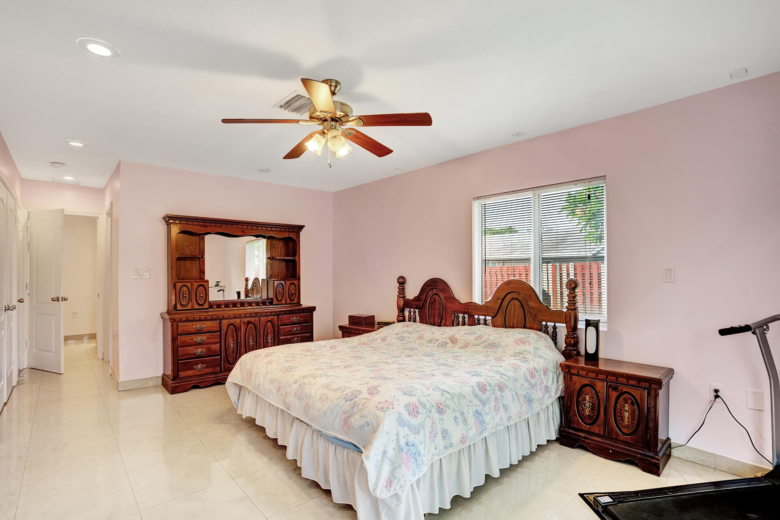 3419 Northeast 4th Avenue Boca Raton, FL 33431 - Photo 14 of 42 REP03064