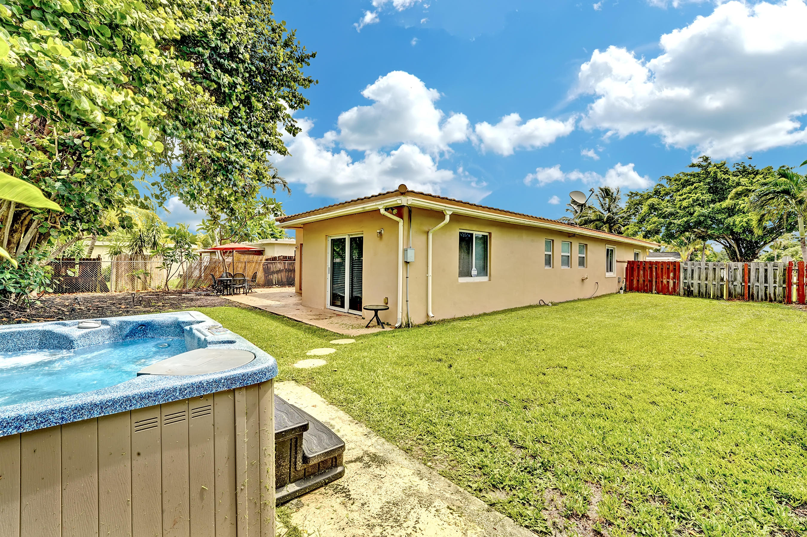 3419 Northeast 4th Avenue Boca Raton, FL 33431 - Photo 30 of 42 DSC06478