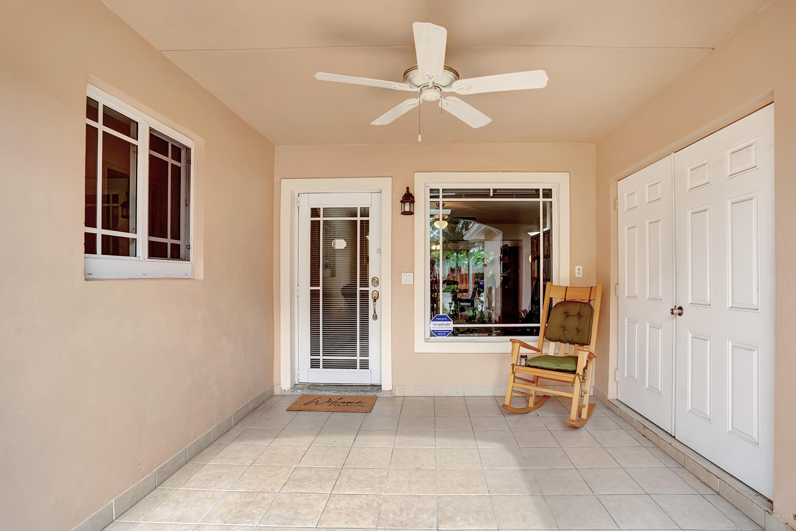 3419 Northeast 4th Avenue Boca Raton, FL 33431 - Photo 3 of 42 REP03134