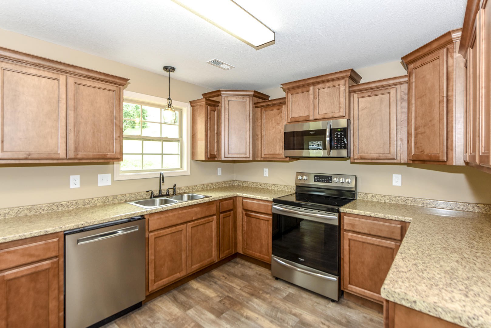 5037 Gregory Road Greenback, TN 37742 - Photo 13 of 39 Gallery Image 13